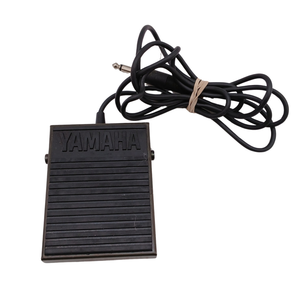 Yamaha FC5 Foot Switch Style Sustain Pedal for Electric Electronic Keyboard